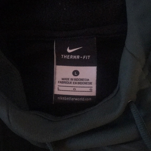 Nike thermal-fit sweatshirt - Picture 2 of 2